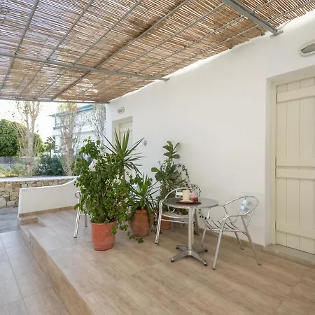Depis Suites & Naxos Naxos City